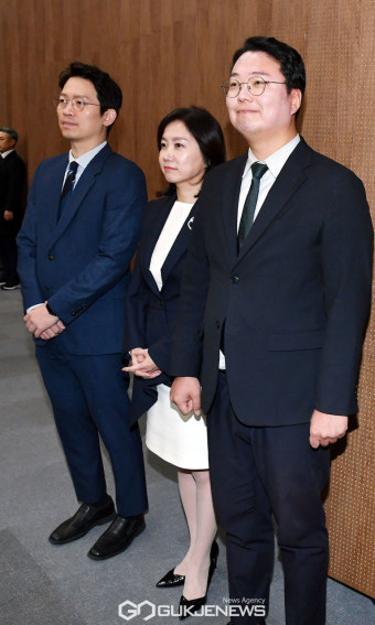 김용남 전 의원 탈당 및 신당 합류 기자회견 참석한 천하람-허은아-이기인