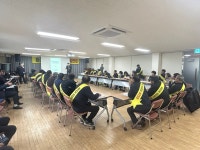 한국전력공사 시공 신정읍-신계룡 송전선로 금산 경유 강력 반발 하고 나선 진산면 주민