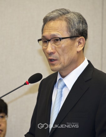 [1보]2024 설날 특별사면 김관진·김기춘…SK 최재원·LIG 구본상 복권