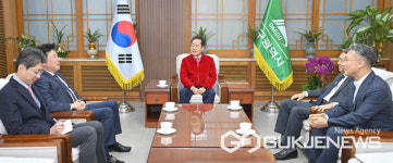 홍준표 대구광역시장, 지역 대표 건설사와 간담회...지역경제 활성화에 앞장