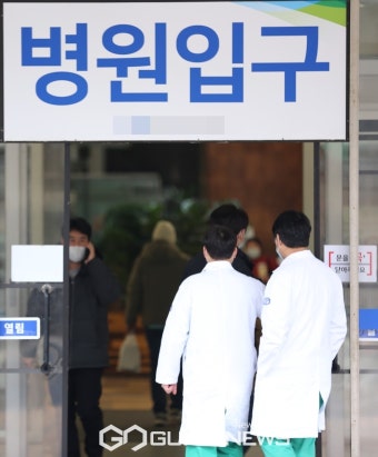 사직서 낸 전공의 9937명···병원 이탈은 8939명