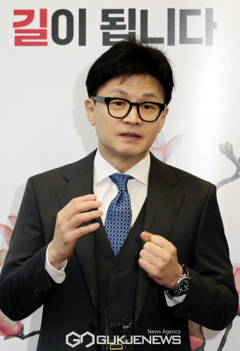 한동훈 비대위원장, 출근길 질의응답