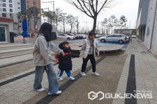청주소로초병설유, 유·초이음 등원도우미 실시
