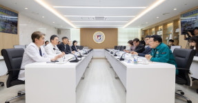 정헌율 익산시장, 환자 곁 지키는 의료진에게 감사
