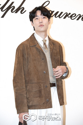 [GJ포토] 배우 류준열, '멋스러운 비주얼'(랄프 로렌 RALPH LAUREN)