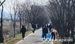 충주시, 하수처리장 주변 산책로 봄맞이 청결활동 전개