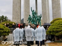 국민의힘 부산 후보자 합동 충혼탑·민주공원 참배