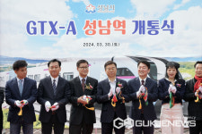 [포토]신상진 성남시장, 시민이 편리하게 이용할 수 있도록 불편 사항 지속 개선