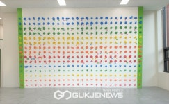 운동과 재미 잡는다…영등포구, 실내 암벽장 개관
