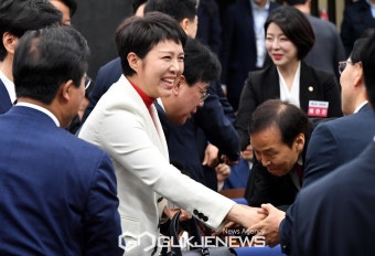당선자총회에 참석한 김은혜 국민의힘 당선인