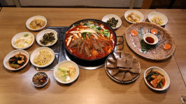 동네 한바퀴 촬영지 파주 장단콩환·국물없는 붓카케 우동·도토리닭볶음탕 화제