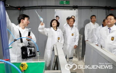 안성맞춤형 냄새저감 스마트 무창축사 표준모델 첫 준공식 개최