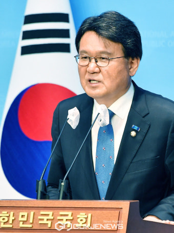 소감 밝히는 황운하 신임 원내대표