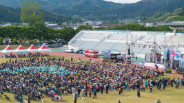 영덕·울진 군민 하나 되는 효콘서트, 뜨거운 열기 속 성료