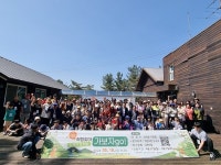 봄 기운 가득 최북단 녹차밭 최고 익산산림조합 숲속 문화제 성황