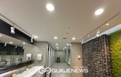 제주공항, 전국 공항 최초 여행객들에 쾌적한 화장실 제공