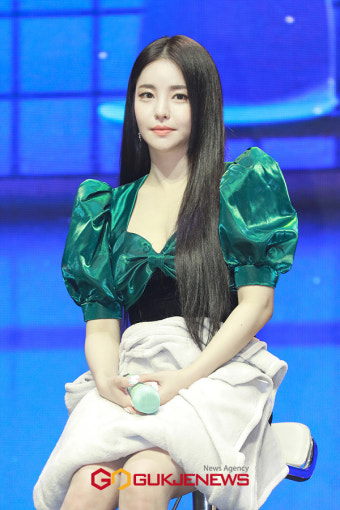 '이규한' 유정, 브브걸 탈퇴 후 근황은?
