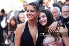 아델 엑사르코풀로스, 분위기 여신 등극