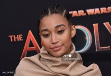 미국 여배우 아만들라 스텐버그, 