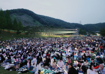 [국제포토] 1년에 단 하루 콘서트장으로 변신하는 골프장