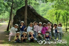 옥천 죽향초병설유치원, 장령산 숲체험 실시