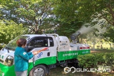 증평군보건소, 감염병 예방 모기 유충 방역 나서