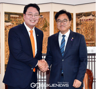 우원식 의장, 천하람 개혁신당 원내대표 접견