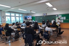 청주 율량초등학교, 동료장학 수업나눔 실시