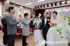 이상일 용인시장 결혼의 참뜻 전하는 귀감되어주길