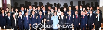 파이팅 외치는 윤상현·한동훈·나경원·원희룡