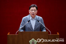 제9대 후반기 성남시의회 의장에 현 이덕수 의장, 부의장 안광림 의원 선출