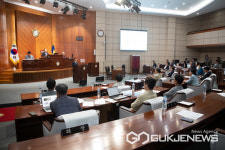 군산시의회 후반기 의장단 선출...의장-김우민 의원, 부의장-서동수 의원