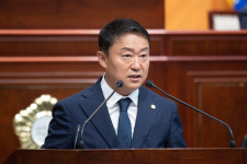 군산시의회 후반기 의장단 선출...의장-김우민 의원, 부의장-서동수 의원