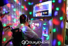 서울시립뇌성마비복지관 노래방 개소식