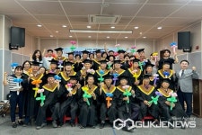 옥천군노인복지관, 생명숲 100세 힐링센터 수료식 열려