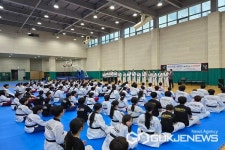 충청대학교, 국가대표 시범단과 태권도 시범 캠프 열려