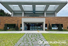 교육·체육 다양한 문화시설 탈바꿈한, 충주시 수안보 다목적체육관 눈길