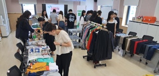 완주군 치매안심센터, 수재민 돕기 바자회 열어