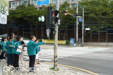 하윤수 부산시교육감, 개학 대비 통학로 꼼꼼히 점검
