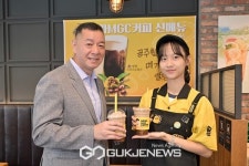 [포토] 공주알밤×메가MGC커피, 달콤한 가을의 밤 음료 출시