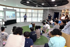 증평교육도서관, 김범준 작가 강연회 열려