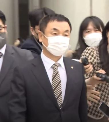 김건희 특검팀, 권오수 전 도이치모터스 회장 소환 조사 중