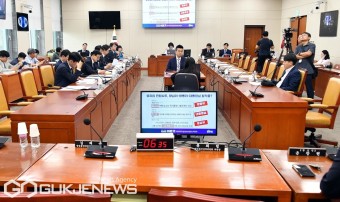 국회 과방위 불출석한 류희림 위원장과 김태규 직무대행