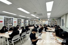 청주 경덕중학교, 언제나 책봄...독서문화 확산