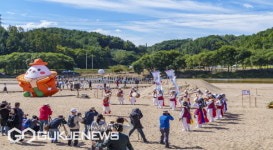 외나무다리 따라 시간여행…영주 무섬외나무다리축제 성료