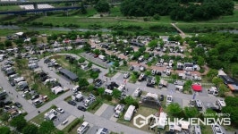 가을캠핑 여기 어때 충주목계솔밭캠핑장… 매달 7천 명 이상 찾아