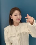 송가인, 뷰티 예능 MC 됐다...빛나는 피부 노하우 공개