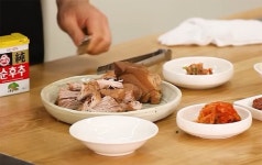 삶는 시간 어떻게 맞추지? 김장철 돼지고기 수육 삶는 방법·보쌈 레시피 알아보기