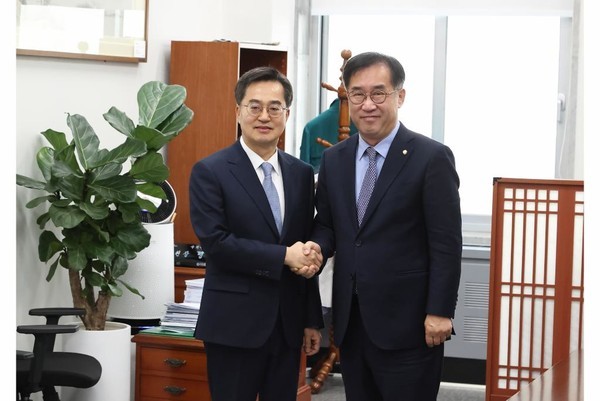 김동연 지사, 한덕수 권한대행에 내란 특검 촉구