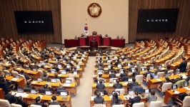 [속보] 윤석열 대통령 2차 탄핵소추안 국회 본회의 보고…14일 표결